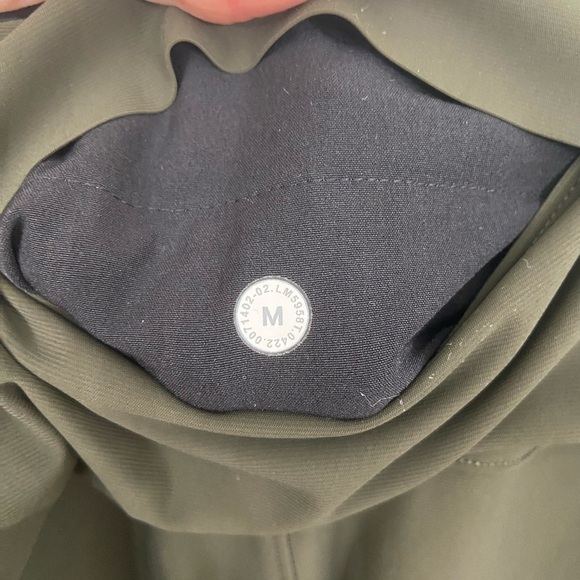 Lululemon Surge Olive Green Jogger Pants TALL Size Medium - Picture 6 of 7